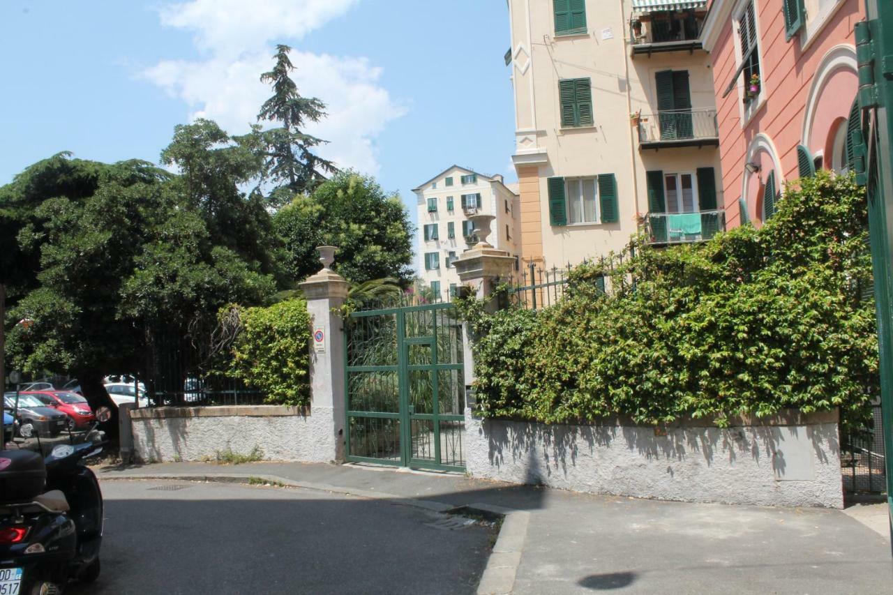 Appartamento In Centro Zona Fiera,Davanti Al Galliera جنوة المظهر الخارجي الصورة