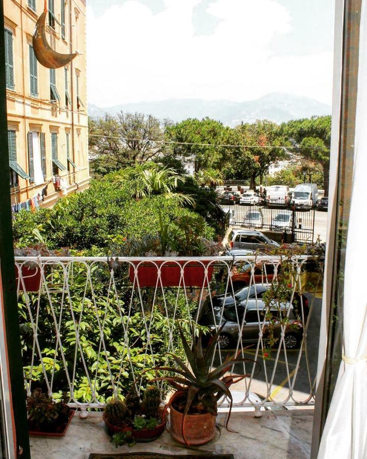Appartamento In Centro Zona Fiera,Davanti Al Galliera جنوة المظهر الخارجي الصورة
