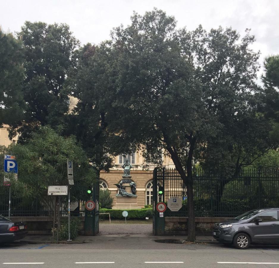 Appartamento In Centro Zona Fiera,Davanti Al Galliera جنوة المظهر الخارجي الصورة
